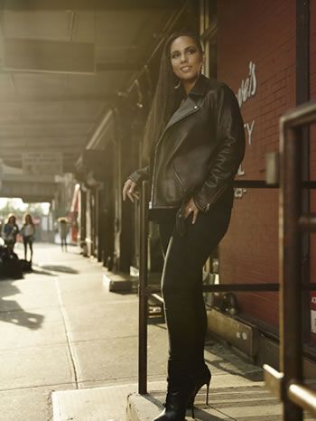 Alicia Keys partners with the Levi's brand to launch all new women's denim collection