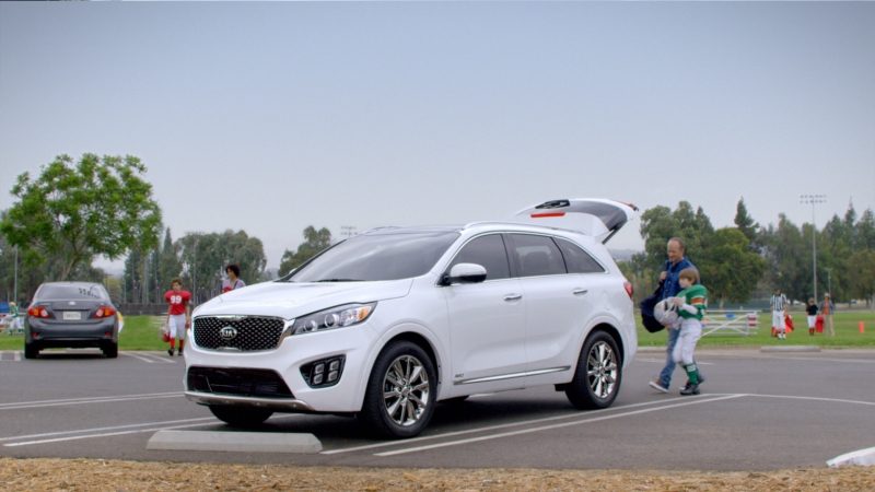 Kia Motors launches 'Built for Football Families' Campaign for 2016 Sorento.