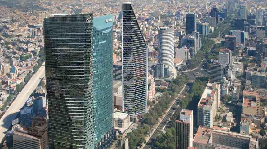 Ritz-Carlton to Dip Toes into Sand at Mexico City