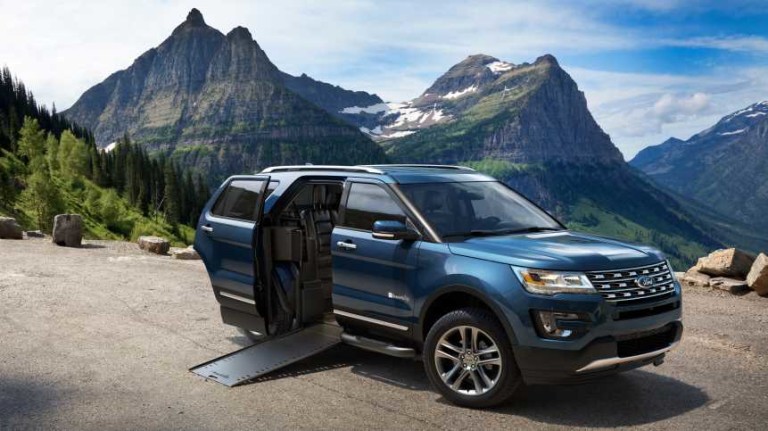 Ford and BraunAbility Debut World’s First Wheelchair Accessible SUV