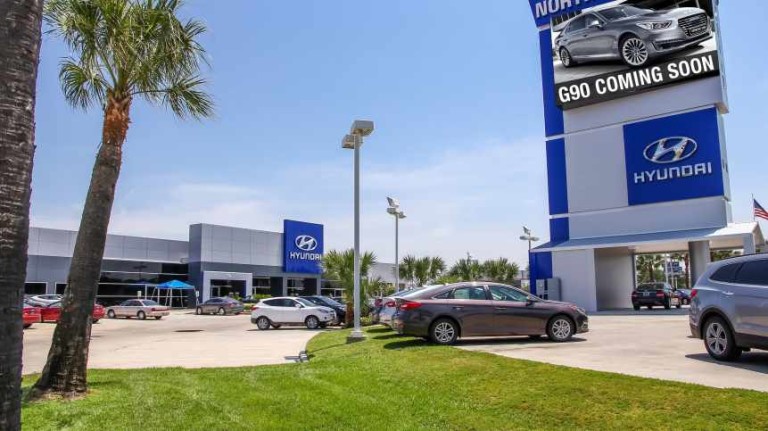 Hyundai Signs On with North Freeway for Genesis