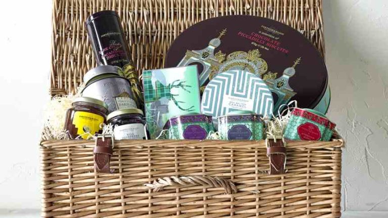 Fortnum & Mason Partners Williams-Sonoma for USA Entry