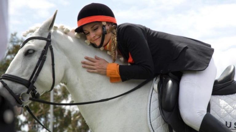 Reese’s Skies into Summer with Lindsey Vonn Deal   