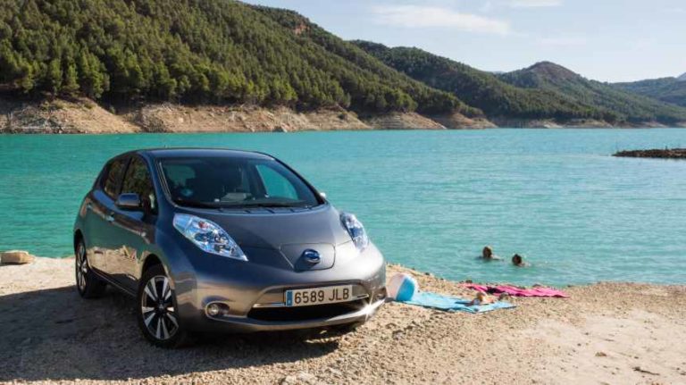 Nissan Leaf Hits the Open European Road Running