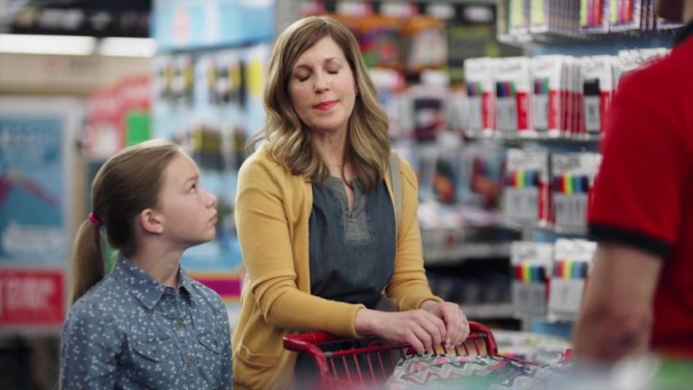 Staples Canada Takes Mums Shopping for School