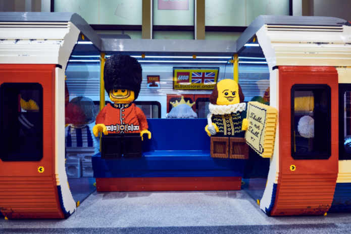 London Underground Carriage - LEGO Store London