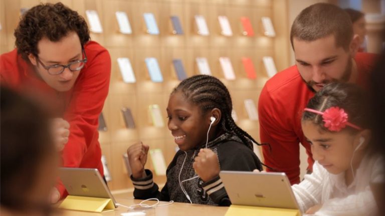 Apple Opens Registration for Hour of Code Series