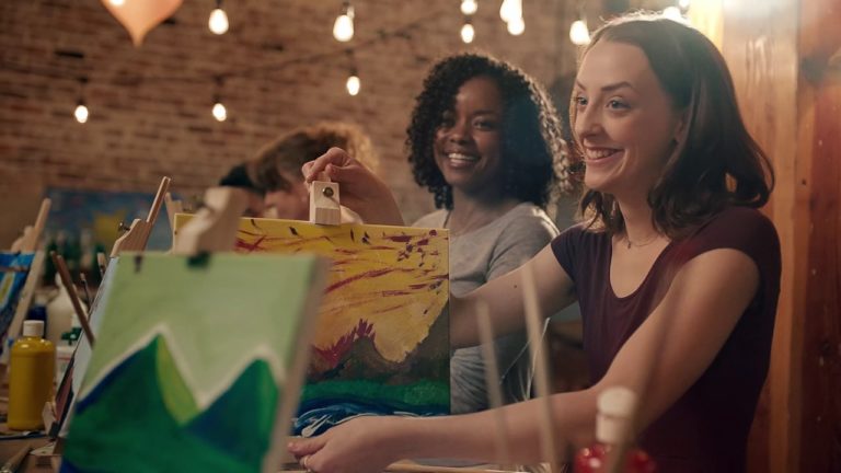 Groupon Gifts Experiences with Holiday TV Push