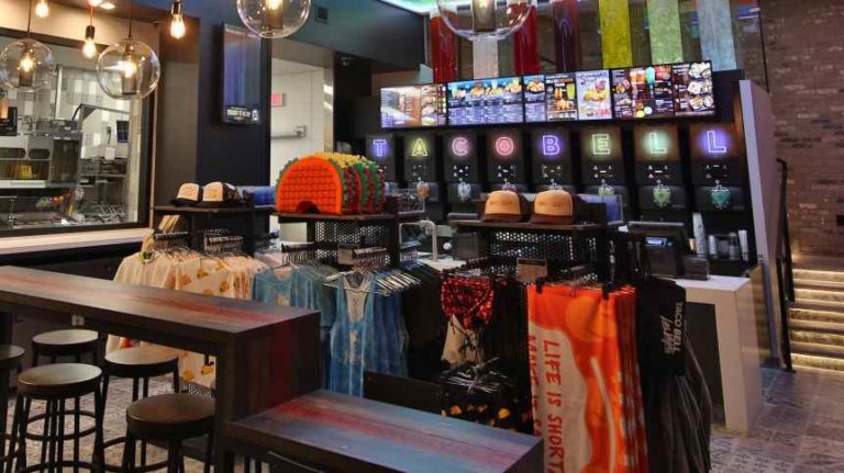 Taco Bell Sets Up Flagship Shop on Las Vegas Strip