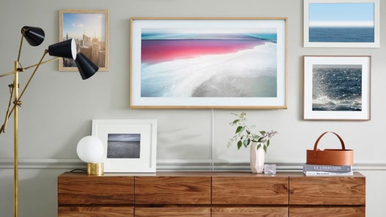 Samsung Turns Television into Art with The Frame