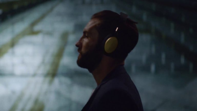 Bowers & Wilkins Launches PX Noise Cancelling Headphones