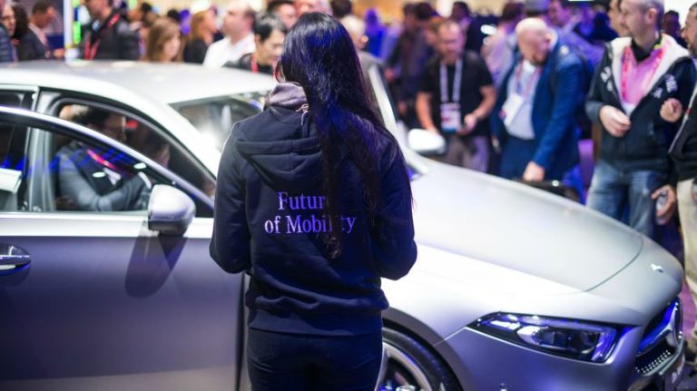 Mercedes-Benz Focuses on AI at Mobile World Congress 2018