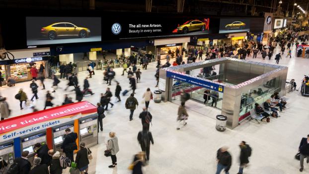 JCDecaux Wins £280m Advertising Contract with Network Rail