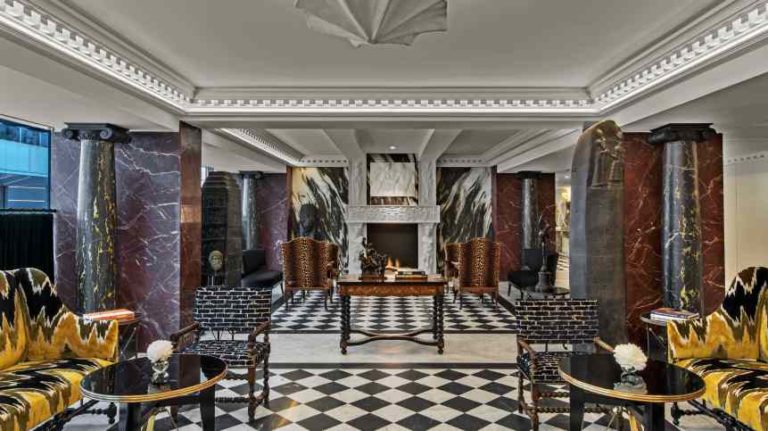 Hotel de Berri Brings Old Classic into Modernity