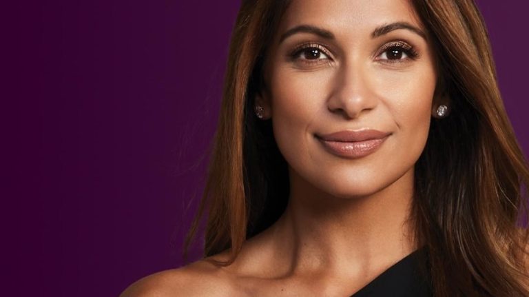 Covergirl Signs Sangita Patel for Simply Ageless