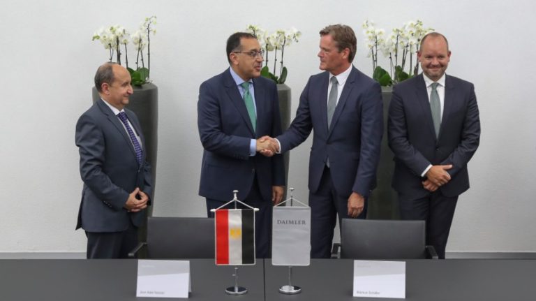 Mercedes-Benz Signs MOU for New Egypt Car Assembly