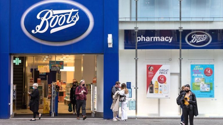 Mukesh Ambani Plans Bid for UK Retailer Boots