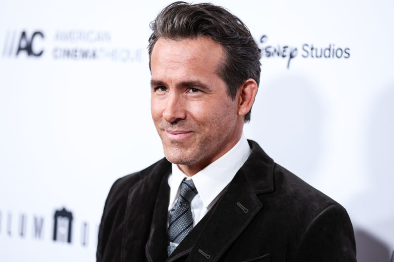 Ryan Reynolds Raises Money For SickKids