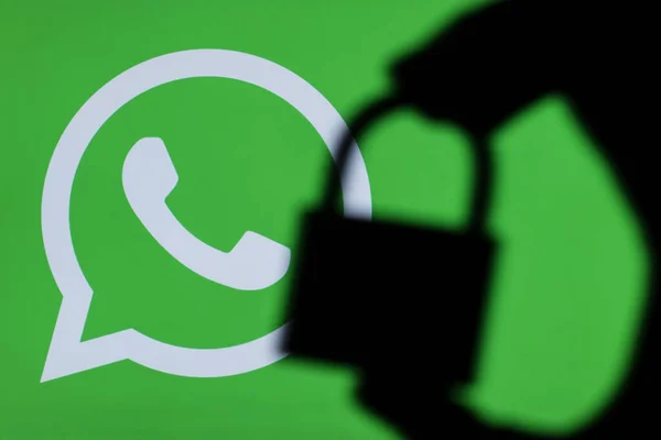 Update WhatsApp Now to Get the Latest Chat Lock Feature For Private Conversation
