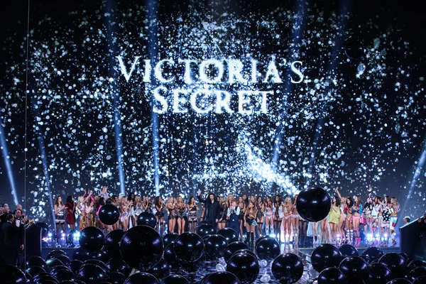 Victoria’s Secret Seeks Expansion With Amazon Partnership