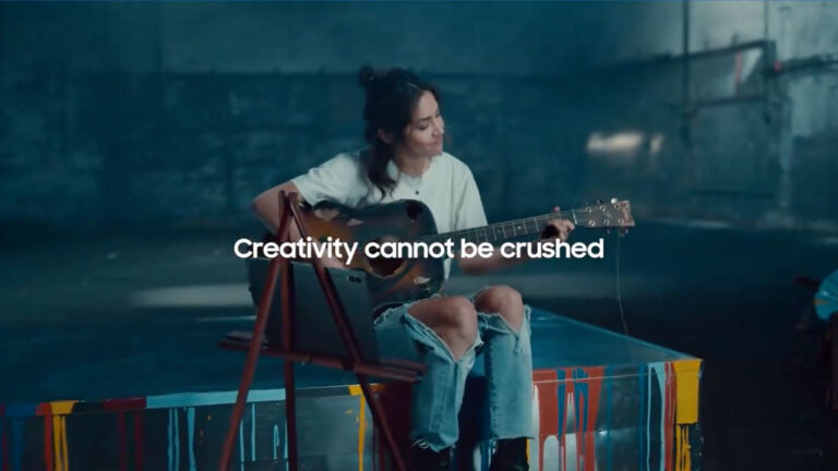 Samsung’s Response to the Apple’s Controversial ‘Crush’ Ad