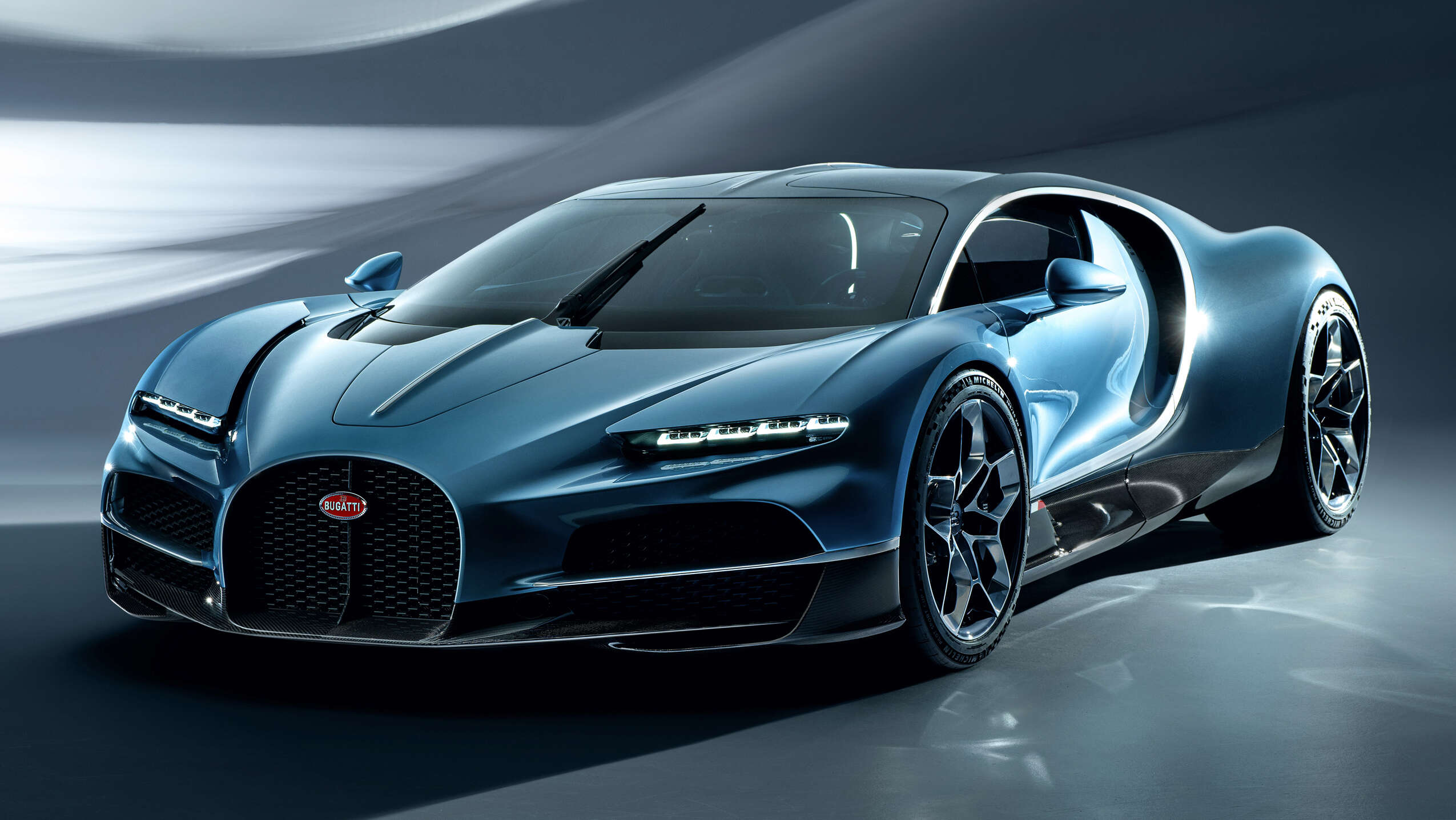 Bugatti- Bugatti Tourbillion with hybrid revolution