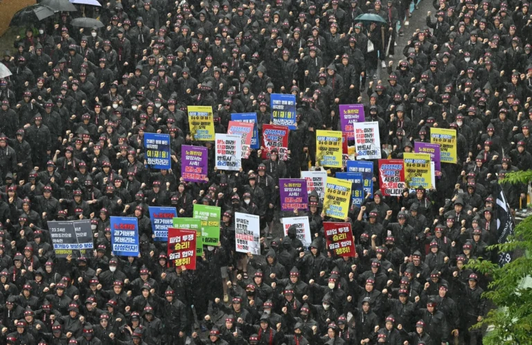 Samsung Workers Begin Indefinite Strike, Demand Better Pay and Benefits