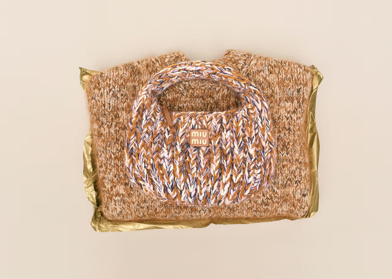 Wander knit wool bag. Image source: Miu Miu