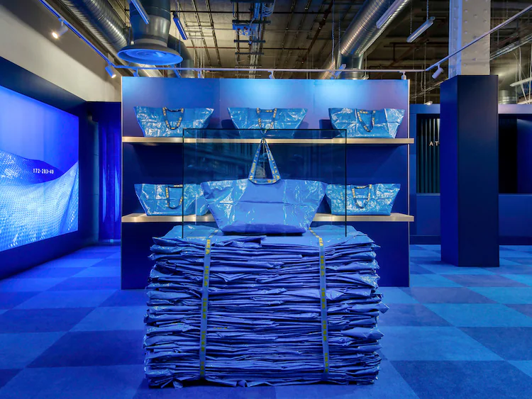 Ikea’s 99-Cent Luxury Bag Taking Over Oxford Street